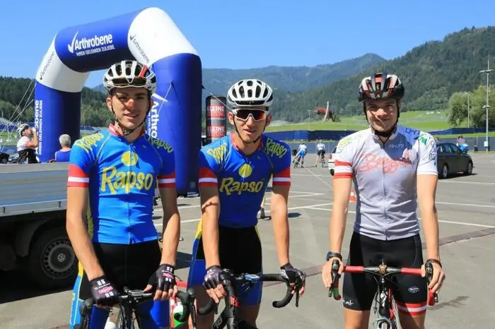 Neu im diesem Jahr war die Challenge „G’winn geg’n Strasser am Ring“ im Rahmen eines Drei-Stunden-Rennens, bei der alle TeilnehmerInnen die Gelegenheit hatten, gegen Christoph Strasser, den mehrfachen Sieger des Race Across America (RAAM) und des Race Around Austria (RAA) zu fahren.