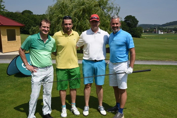 Die Golfer bewiesen nicht nur sportlichen Ehrgeiz, sondern auch große Spendenbereitschaft.