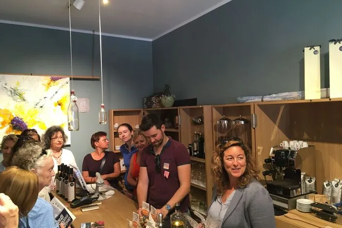 Im Nascondiglio wurde biologischer Limoncello verkostet