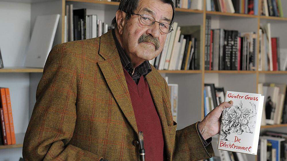 Günter Grass mit seinem wichtigsten Werk