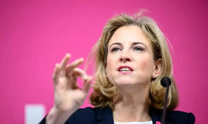 NEOS-Parteichefin Beate Meinl-Reisinger am Freitag, 3. Jänner 2025, anlässlich eines Pressestatements zu den Koalitionsverhandlungen in Wien.