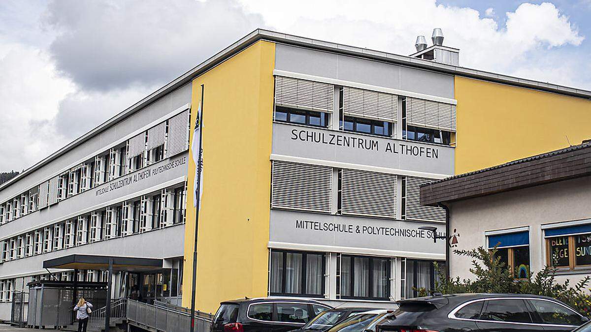 Von Schulzentren, hier jenes in Althofen, würden alle Beteiligten profitieren, so der LRH