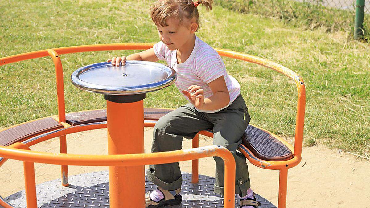 Die Eigentümer müssen den Spielplatz erhalten und haften auch für Unfälle