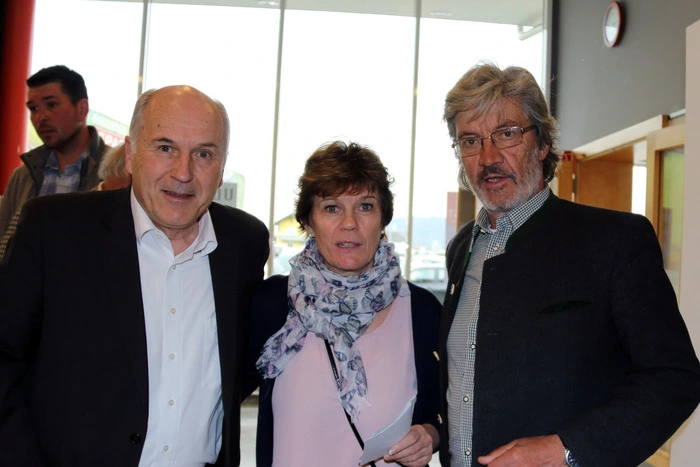 Mit dabei waren auch der Hohe Repräsentant für Bosnien und Herzegowina Valentin Inzko, Zalka Kelih, die Geschäftsführerin des Christlichen Kulturverbandes und Jurij Mandl, der Obmann des Kulturni dom.