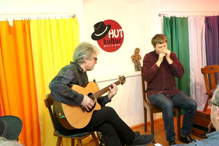 Im Rahmen ihrer „20th Guiness Celtic Spring“-Tour machten Will Pound sowie Neil Browning (von rechts) Station in Kärnten. 