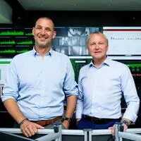 Kooperieren: Speicherkraft-Gründer Christian Günther und Dietmar Schlar, Chef des RRZ