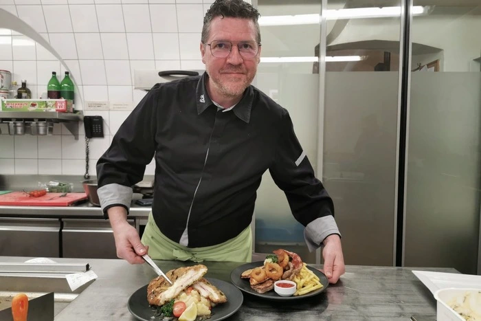 ERwin Ganeider kochte im Gösserbräu erstmals wieder seit fast neun Wochen.