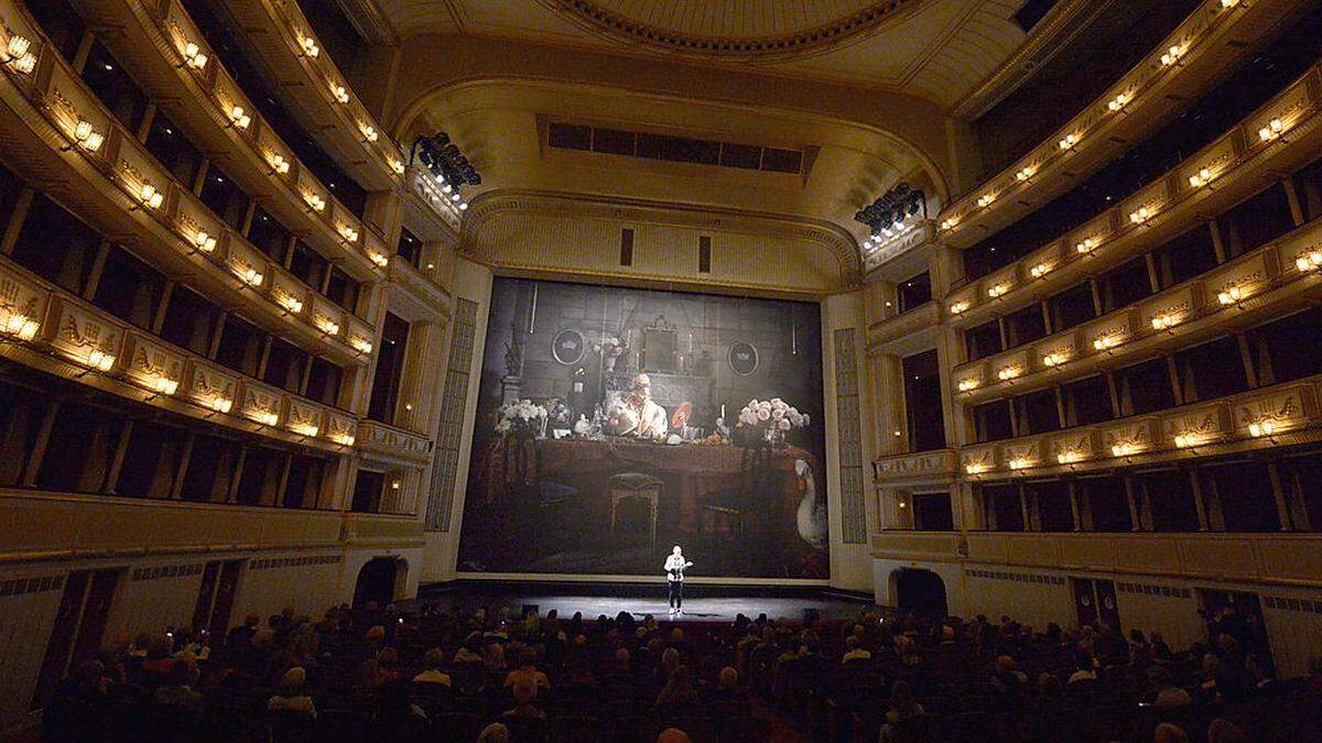 Die Wiener Staatsoper und ihr neuer Eiserner Vorhang