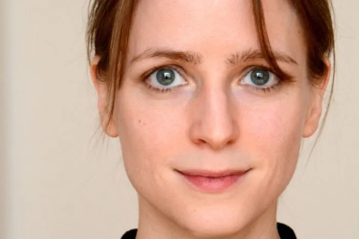 Kategorie Kultur: Mit ihrer Zwillingsschwester Nicole bildet Birgit Radeschnig (38) aus Völkermarkt das Kabarett-Duo „RaDeschnig“. Heuer wagte sie mit dem Liederzyklus „Mariana“ einen Alleingang.