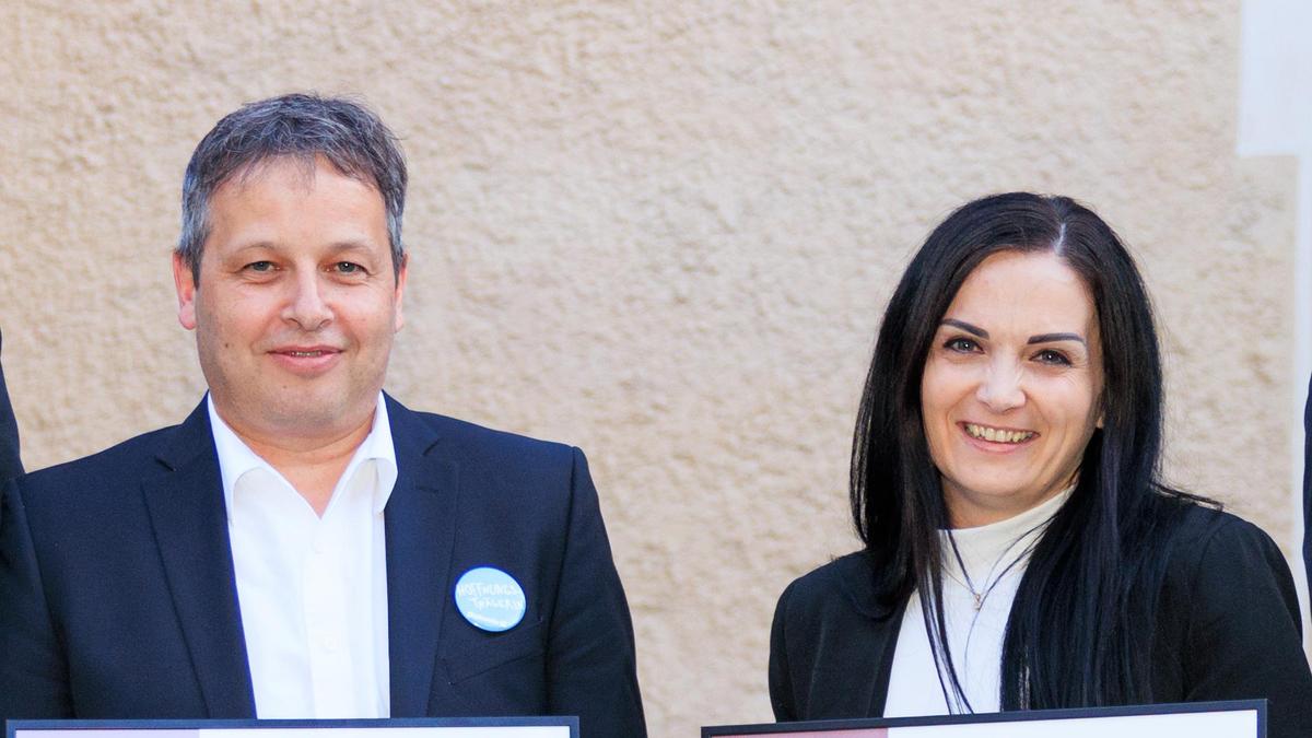 Werner Simonitti und Gabriele Buggelsheim bei der Preisverleihung in Villach