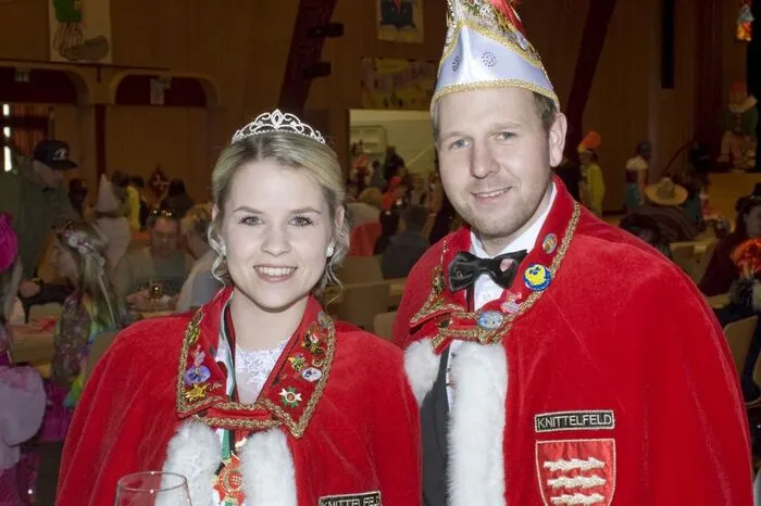 Das Prinzenpaar Kevin II. von der Schiene und Sabrina I. von der Montanstadt.