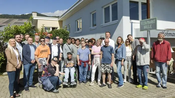 Zu einem gemütlichen Beisammensein mit Grillparty lud die Marinekameradschaft „Erzherzog Ferdinand Max“ die Kunden der Lebenshilfe Fohnsdorf und Wasendorf an den Standort Fohnsdorf ein.