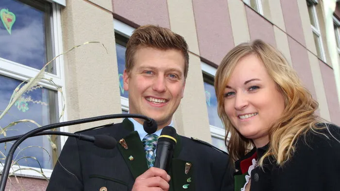 Mit einem abwechslungsreichen Programm feierte die Landjugend des Bezirkes Voitsberg unter der Leitung von Florian Pöschl und Daniela Binder das traditionelle Erntedankfest in Edelschrott.