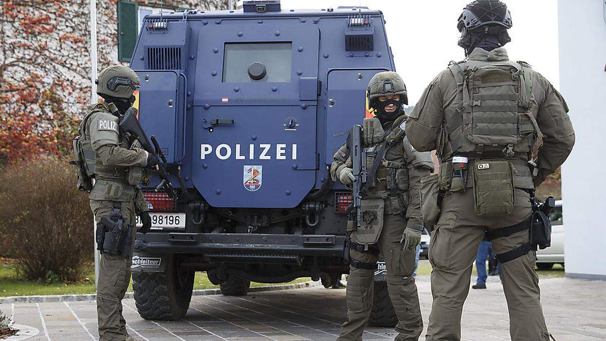 Der Polizei-Großeinsatz (Symbolfoto) verlief ohne Zwischenfälle