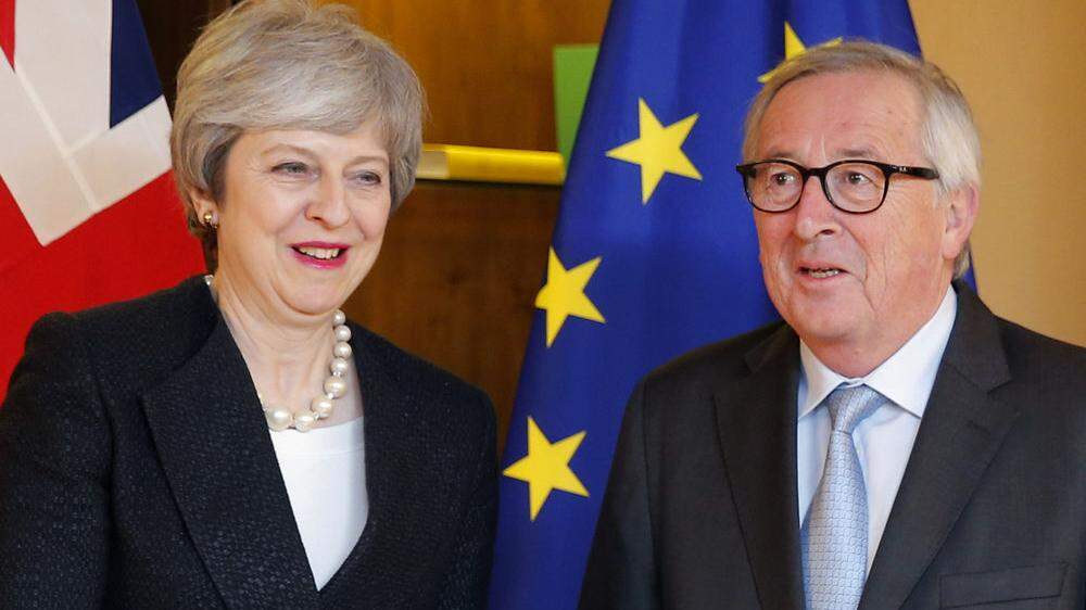 Theresa May und Jean-Claude Juncker in Straßburg
