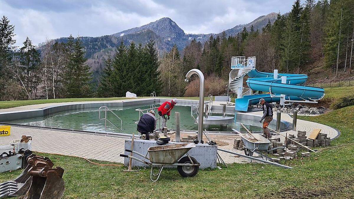 Das Freibad in Bad Eisenkappel wird derzeit saniert