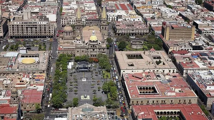 In der Provinzhauptstadt Guadalajara mussten einige Gebäude evakuiert werden