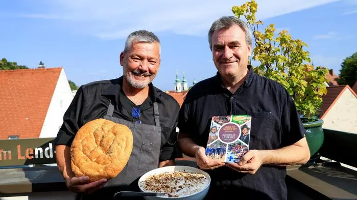 Koch Chris Edlinger und Gottfried Mernyi, CEO der Kindernothilfe Österreich