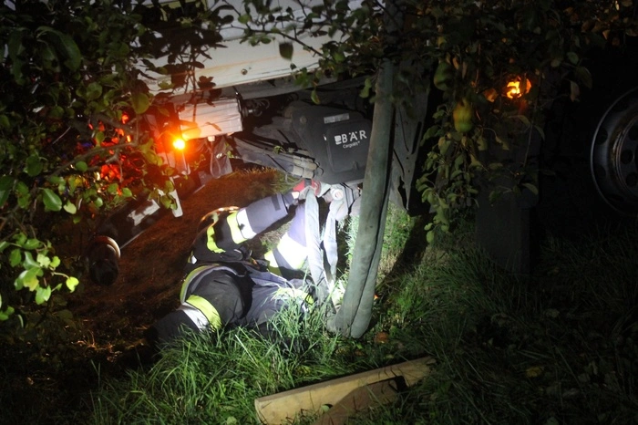 Der Lkw wurde bei dem Unfall kaum beschädigt, der Lenker konnte seine Fahrt anschließend fortsetzen.