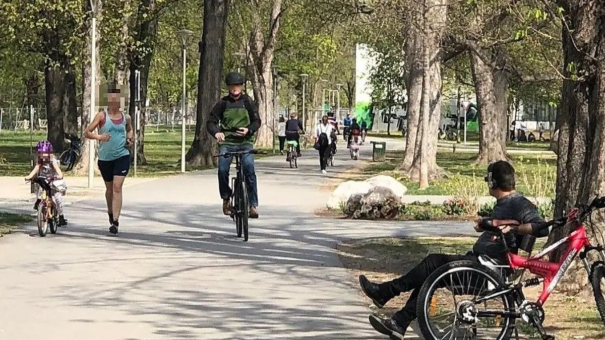 Viel los am Ostermontag am Murradweg beim Grazer Augarten
