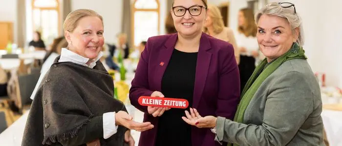 Diskutantinnen Elisabeth Schaschl, Christina Mutenthaler-Sipek, Gastgeberin Karin Koncsik: „Tierhaltung wird wichtiger“