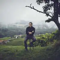 Das Basaltgestein und der Wein von Stefan Krispel sind untrennbar miteinander verbunden.