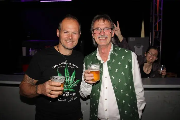 Organisator Karl Heinz Hojas (rechts) mit Robert List von den Krochledern