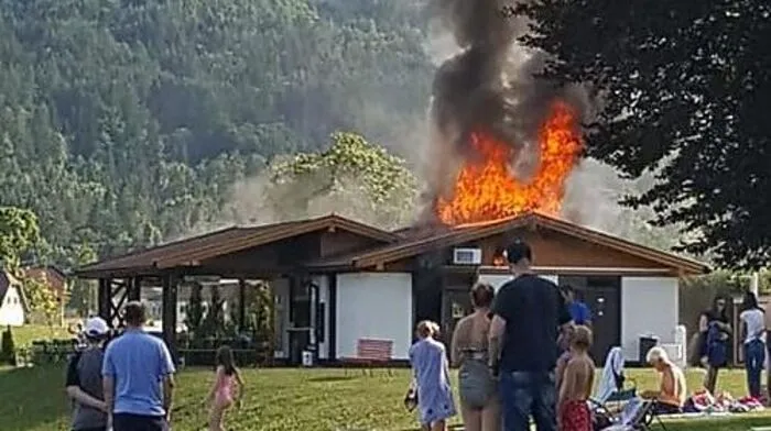 Unter schwerem Atemschutz konnte das Feuer rasch eingedämmt werden 