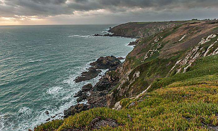 Wildromatisch. Die Küste von Guernsey