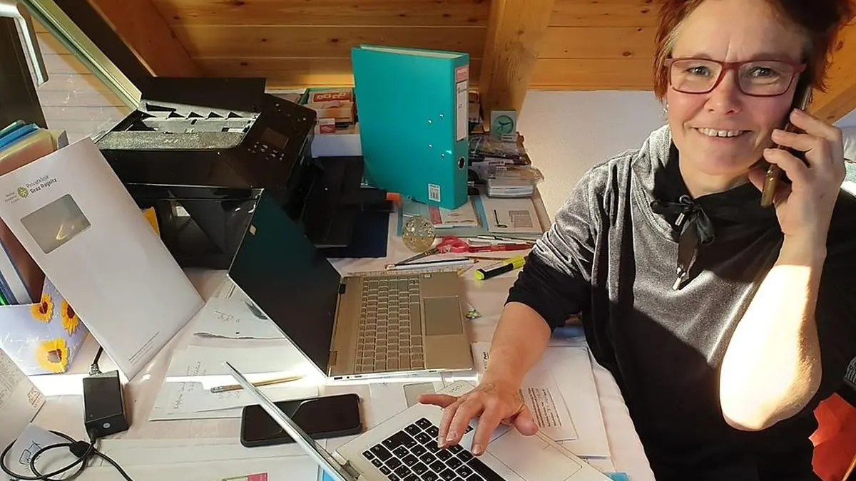 Roswitha Kortschak arbeitet derzeit von Zuhause aus