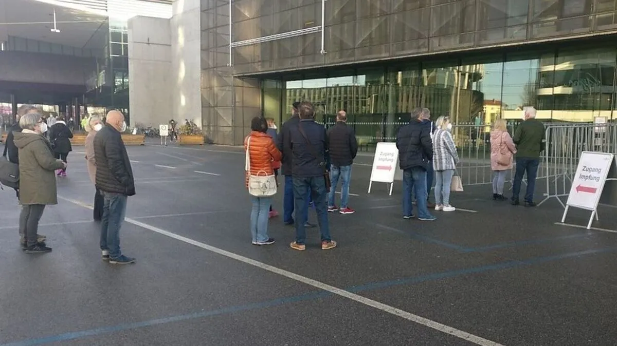 Am Freitag und Samstag sind Angehörige von Schwangeren, dran, nächstes Wochenende folgt das Bildungspersonal