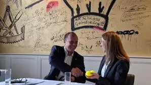 Bürgermeister Christoph Stark und Vizebürgermeisterin Katharina Schellnegger 