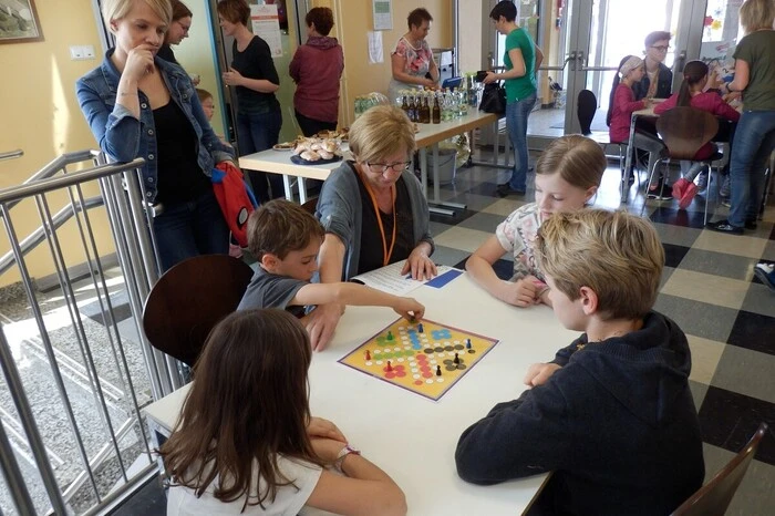 Nach sechs Runden standen die Sieger beim Durchgang für Kinder und Jugendliche fest. 