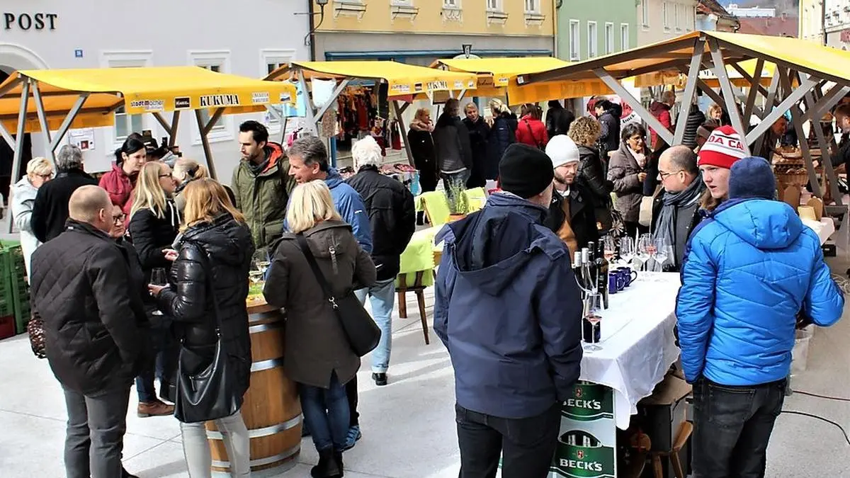 Mit 9. Mai öffnet der Kulinarik-Kultur-Markt am Hohen Platz in Wolfsberg wieder