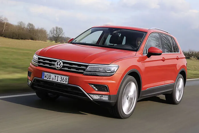 Die Karosserie-Proportionen sind sportlicher und das Gewicht konnte im Vergleich zum Vorgänger um mehr als 50 Kilogramm reduziert werden. Der SUV ist für Anhängelasten bis zu 2500 Kilogramm ausgelegt.