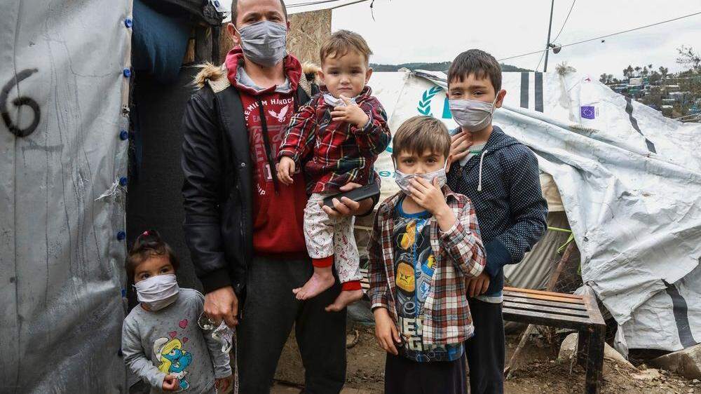 In den Flüchtlingslagern in Griechenland kann sich das Virus fast ungehindert ausbreiten