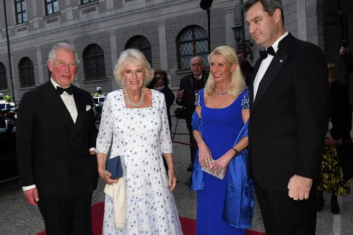 In der Münchner Residenz gab es ein festliches Dinner zu Ehren des Thronfolgerpaares.