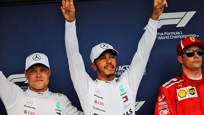Hamilton startet vor Bottas und Raikkönen