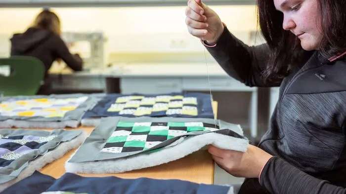 Praxisorientierte Ausbildung wird in der Fachschule für Land- und Ernährungswirtschaft Naas - St. Martin großgeschrieben.