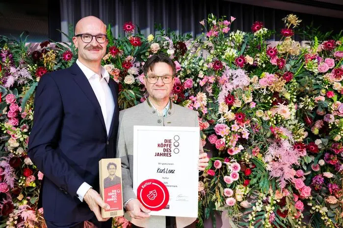 Kategorie Kultur: Karl Lenz mit Sponsorenvertreter Bernd Pürcher (Bühnen Graz)