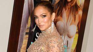 Jennifer Lopez bei Filmpremiere von &quot;Shotgun Wedding&quot; im Jänner - nun wirbt sie für die Lingerie-Marke Intimissimi
