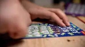 Durch ein Rubbellos um viele Euros reicher, aber zumindest auch um einen gewaltigen Rechtsstreit ist ein 68-jähriger Italiener nun