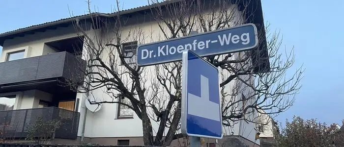Der Dr. Kloepfer-Weg in Kapfenberg soll noch heuer eine Zusatztafel erhalten, die auf Hans Kloepfers Nähe zum Nationalsozialismus verweisen soll