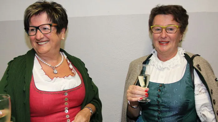Gäste aus allen Ortsgemeinden kamen in die Festhalle.