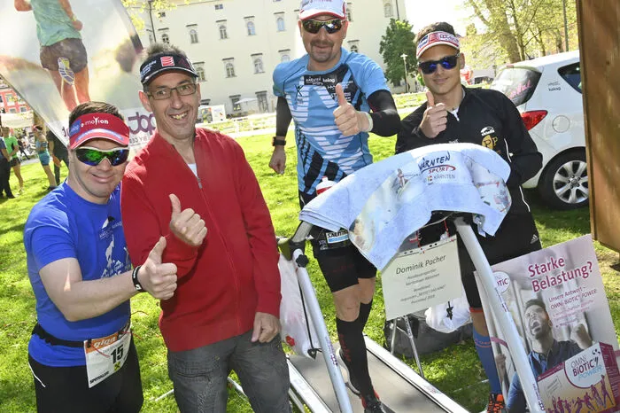 Extremsportler Dominik Pacher radelte wieder für einen guten Zweck, für das Heim Lieserhofen.