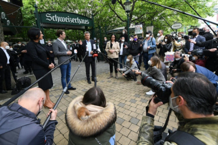 Zu Mittag schauten auch Kanzler Kurz, Vizekanzler Kogler, Tourismusministerin Köstinger und Staatssekretärin Mayer vorbei.
