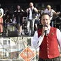 Michael Baierl präsentierte mit dem Blasorchester Stadt Bruck und der Formation Bratlfett’n bekannte Rock-Klassiker in einem ungewohnten, aber mitreißenden Stilmix