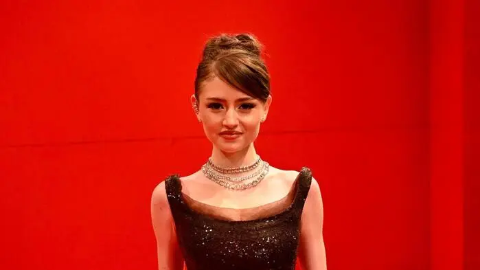Heidi Klums Tochter Leni bei ihrer Opernball-Premiere