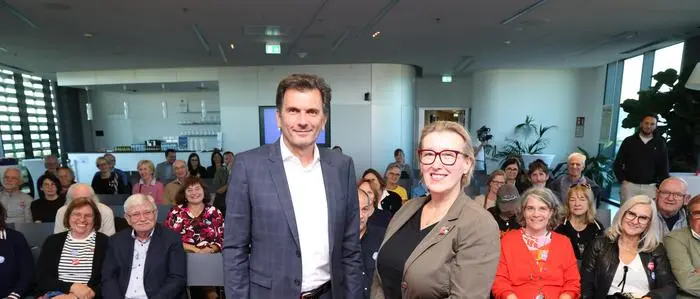 Kulturredakteurin Ute Baumhackl fühlte Chefredakteur Oliver Pokorny auf den Zahn | Kulturredakteurin Ute Baumhackl fühlte Chefredakteur Oliver Pokorny auf den Zahn