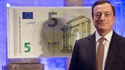 EZB-Chef Draghi glaubt an die Bargeld-Zukunft